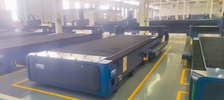 Оптоволоконный лазерный станок по металлу LD-6015S/20000 Raycus