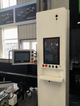 Оптоволоконный труборез с горизонтальным креплением XTC-TK240-6/3000 Raycus