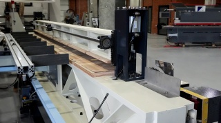 Станок для пиления и прифуговки шпона TG-3200