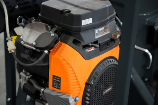 Бензиновый измельчитель веток BX42B