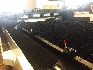 Станок оптоволоконной лазерной резки металла XTC-1530H/500 Raycus