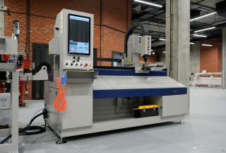 Высокоскоростной лазерный труборез LPC80-B5-CF6000/3000 Raycus