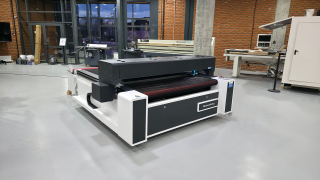 Лазерный станок CO2 с конвейерным столом JW1630-M7-CP/180W