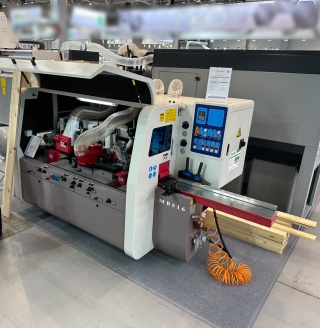 Четырехсторонний станок VH-MB 516 A