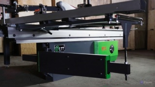 Форматно-раскроечный станок с роликовой кареткой и наклоном пилы W10