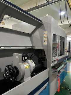Высокоскоростной лазерный труборез LPC80-A8-AF6000/2000 Raycus 5-axis