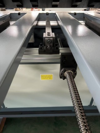 Электрогидравлический листогибочный пресс Stalex PBK-4x2500