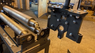 Вальцовочный станок трех-валковый ручной RM-550x4