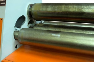 Вальцовочный станок гидравлический W12-8х2000