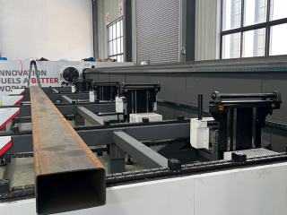Оптоволоконный лазерный труборез HGTECH TS550-1212-3C/12000 Raycus