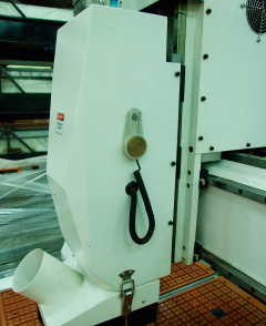 Фрезерный станок с ЧПУ и полуавтоматической сменой инструмента LTT-P1325В (SD)