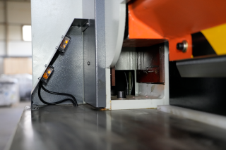 Гидравлическая гильотина для шпона MD310