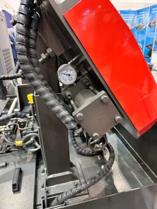 Автоматический ленточнопильный станок MetMachine ALS3032