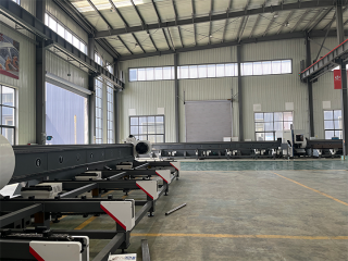 Оптоволоконный лазерный труборез HGTECH TS550-1212-3C/12000 Raycus