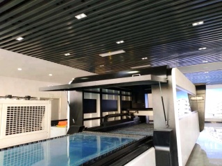 Оптоволоконный лазер с краном для погрузки листа LF3015GA/12000 Raycus