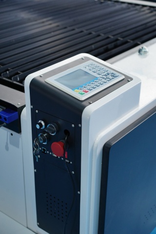 Лазерно-гравировальный станок LC-1616/GR180W