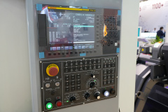 Токарный станок с ЧПУ DMTG CT40-F