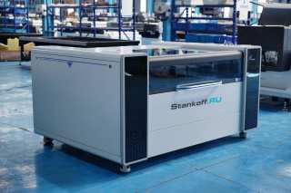 Лазерно-гравировальный станок с подъемным столом LC-1610/M7-S300W
