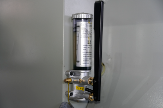 Гидравлическая гильотина для шпона MD310