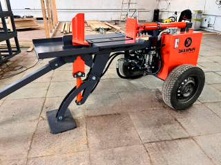 Бензиновый дровокол Захарыч/6000