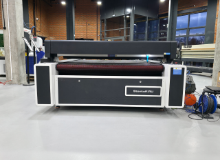 Лазерный станок CO2 с конвейерным столом JW1616-M7-CP/180W