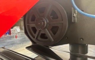 Полуавтоматический ленточнопильный станок с поворотной рамой LSZ4040-N000T0