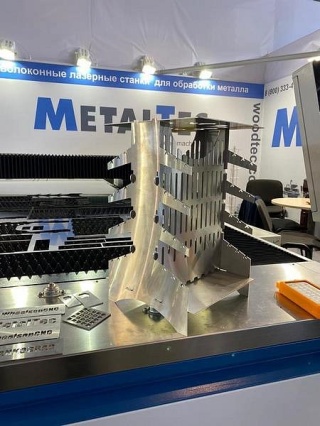 Оптоволоконный лазерный станок для резки металла MetalTec 1530S/1500 Raycus