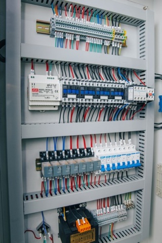 Гидравлический листогибочный пресс MetalTec HBM 63/2500
