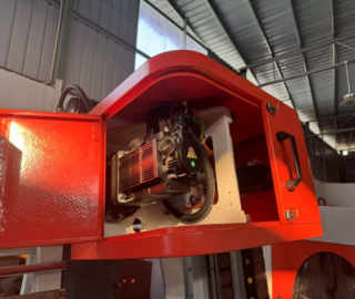 Вертикальный форматно-раскроечный станок QF-CB25215S