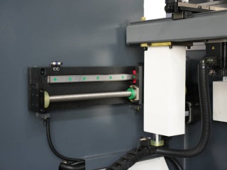 Гидравлический листогибочный пресс KRRASS SPB 110/2500 4 axis