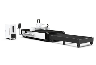 Оптоволоконный лазерный станок для резки металла XTC-1530E/1500 Max