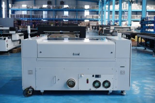 Лазерно-гравировальный станок с подъемным столом LC-1610/M7-S180W