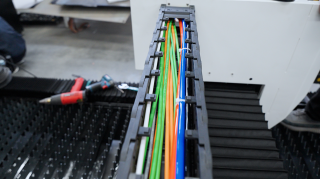 Тренажерный комплекс по производственным технологиям «Оптоволоконный станок для резки металла»